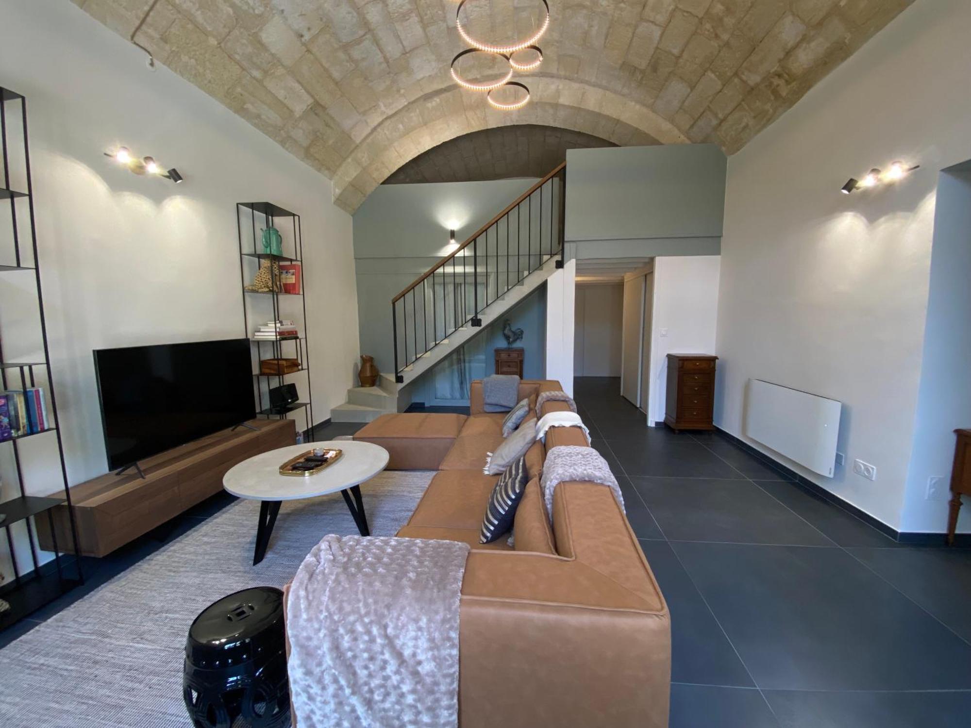 Appartement Avec Piscine Privee Dans Residence Pour 6 Personnes 위제 외부 사진
