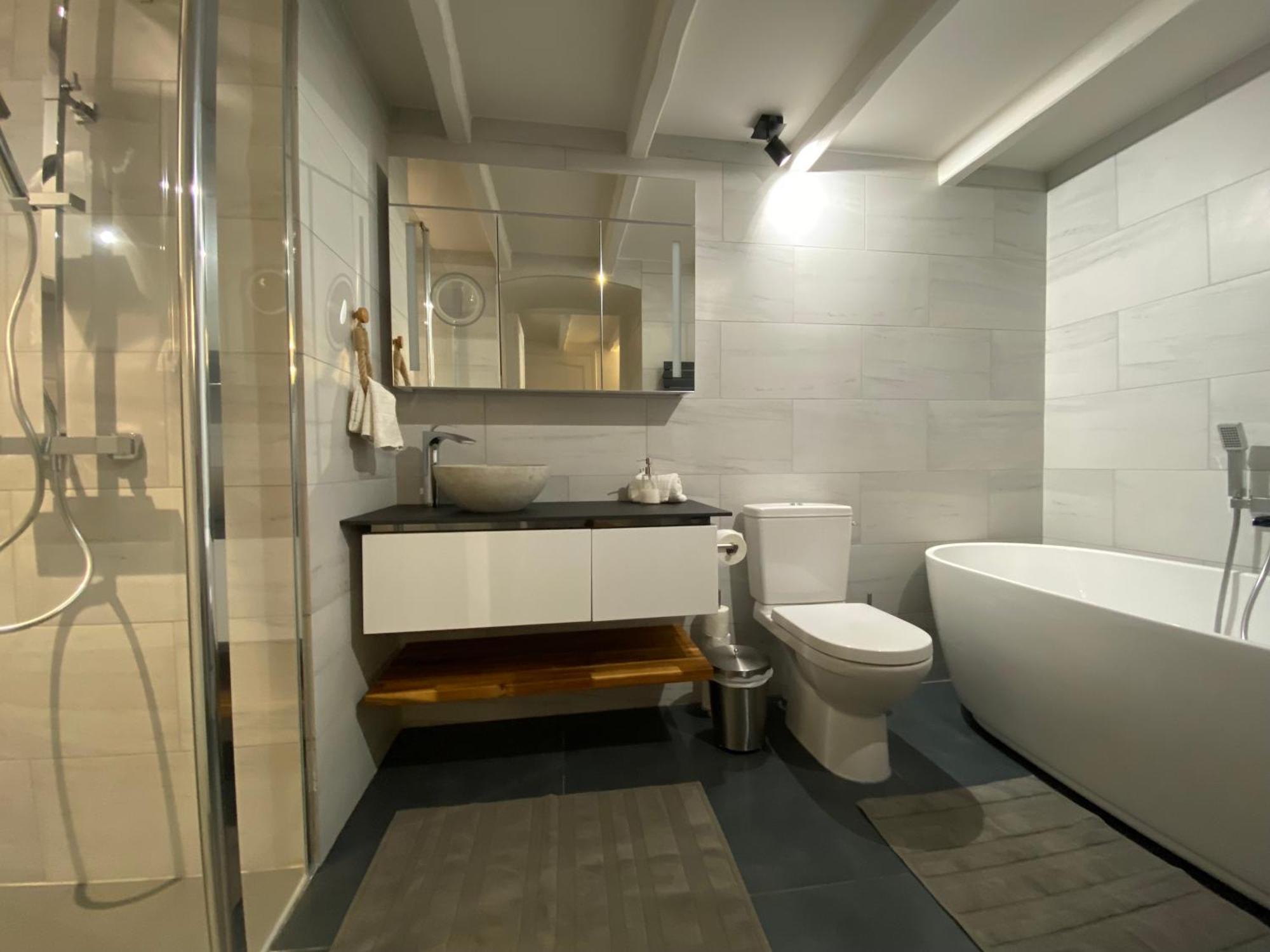 Appartement Avec Piscine Privee Dans Residence Pour 6 Personnes 위제 외부 사진